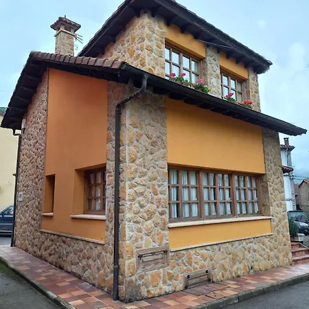 El Corralon Con Vistas A La Montana Feriehus Bello (Aller)